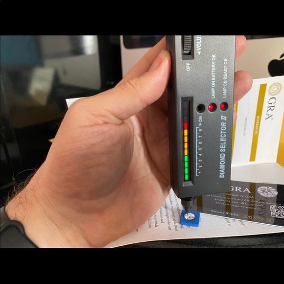 Moissanite stone 2ct flashy Icy rock - Picture 7 of 9